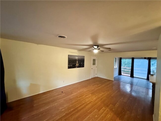 Photo - 19 Gore Ln