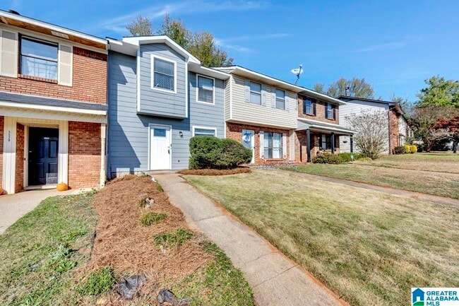 Building Photo - 5530 St James St