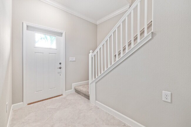 Photo - 1650 Roseville St
