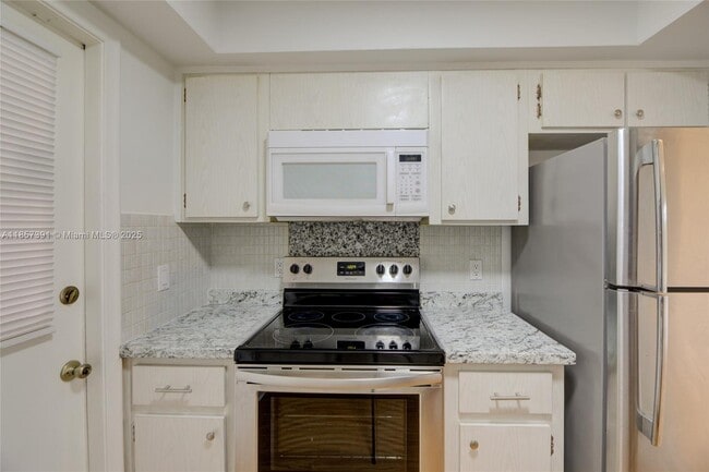 Photo - 2471 SW 82nd Ave