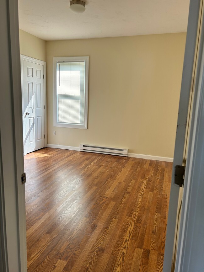 327 Hamilton St Unidad 2