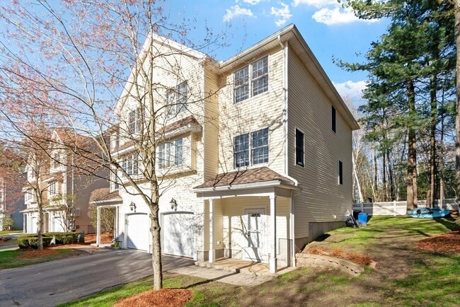 Photo - 270 Littleton Rd