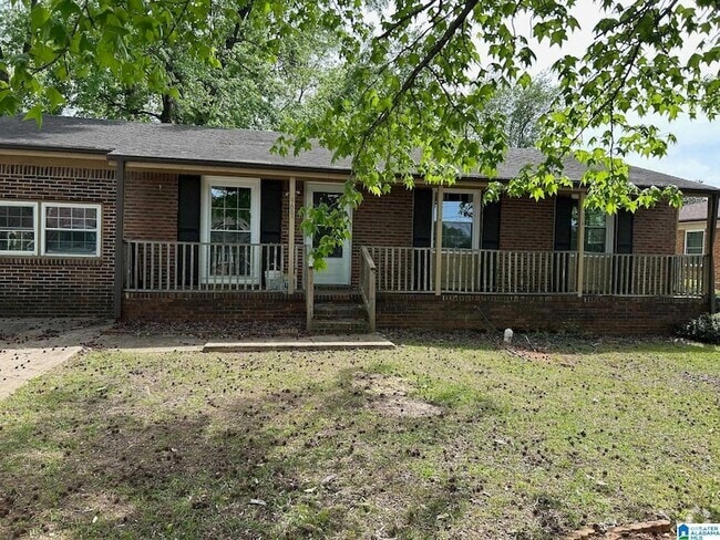 Building Photo - 909 Airview St Rental