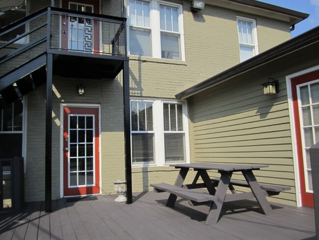 Photo - 331 22nd Ave N Unidad Suite 3