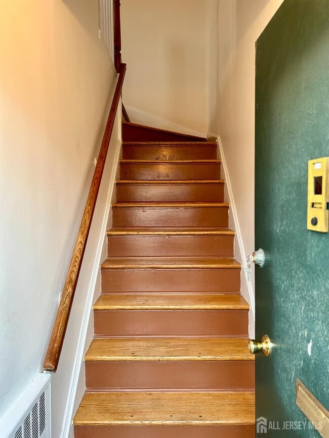 Photo - 22 Roselle Ave Unit B