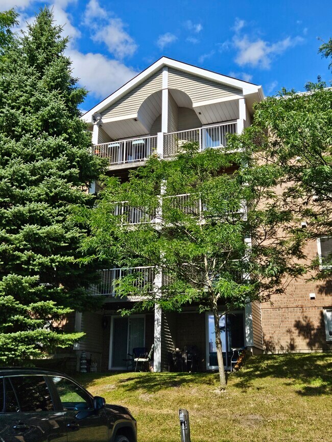 Building Photo - Home for Rent | 103 Rue des Amandiers Unit 207