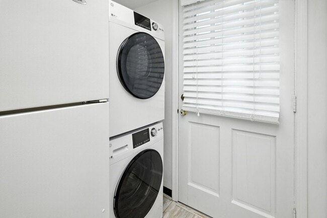 Photo - Ocean Towers - Direct Beach Access Unit 21B