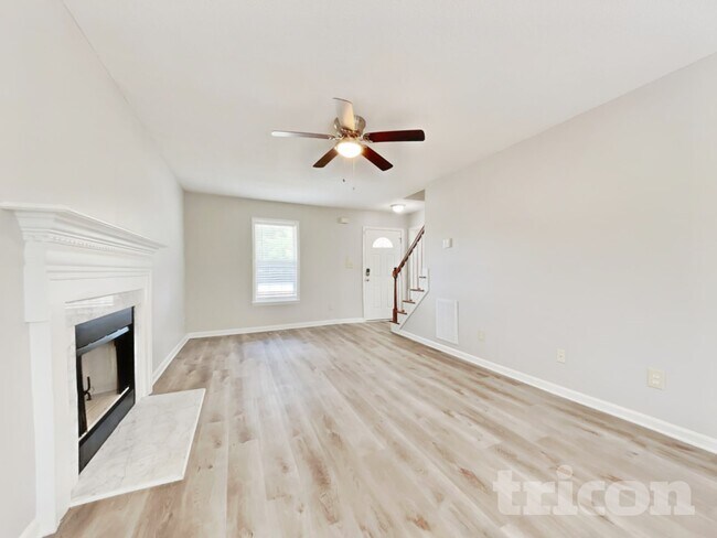 Photo - 2113 Ruddy Rd