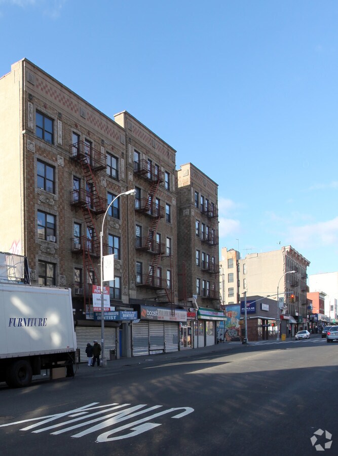 Photo - Lee Goodwin Residence