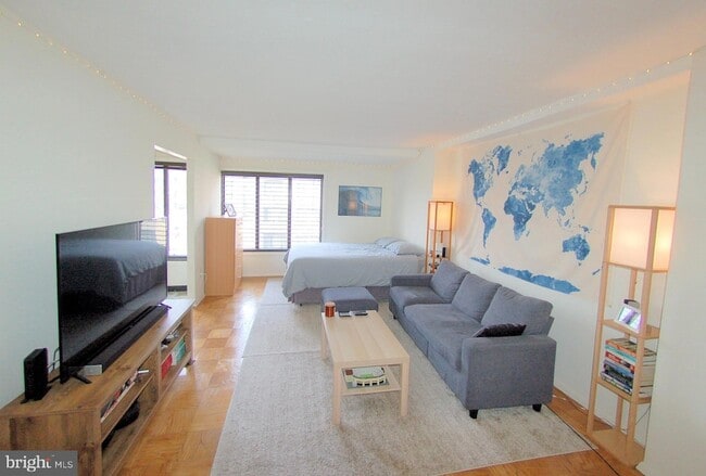 Photo - 1440 N Street NW Unit 812 Unit 812