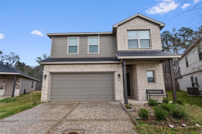 Photo - 707 Long Cedar Dr