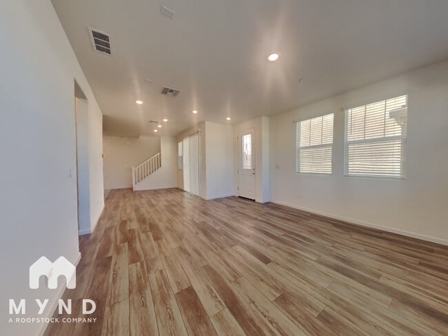 Photo - 7942 Pitcher St