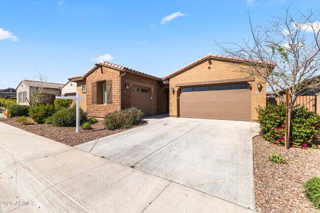 Photo - 9342 W Roma Ave