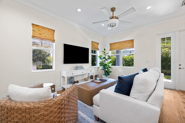 Photo - 310 Inlet Waters Cir