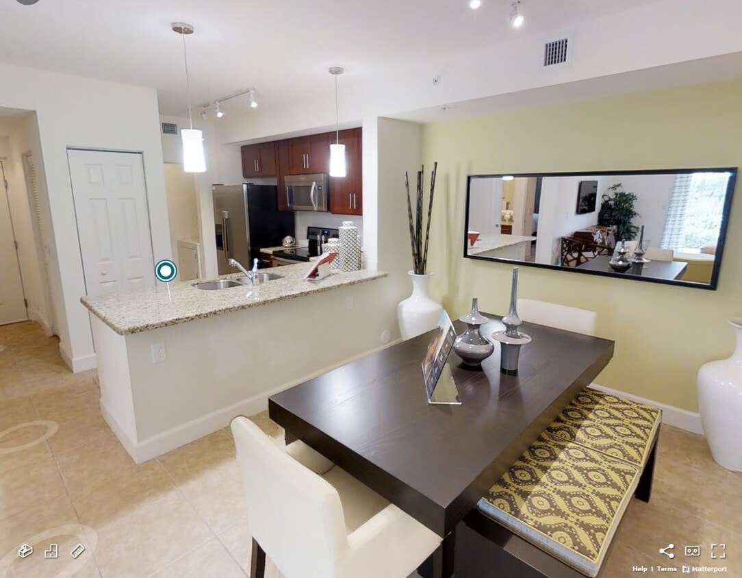 Photo - AMLI Toscana Place Apartments