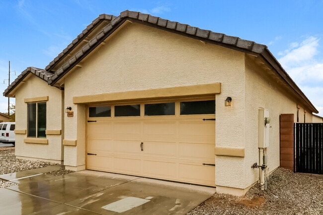Photo - 25446 W Carson Dr