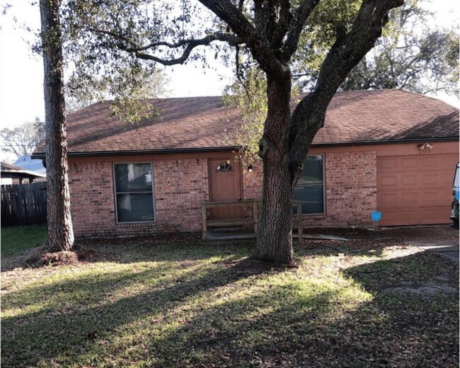 Photo - 708 E Plum St Condo