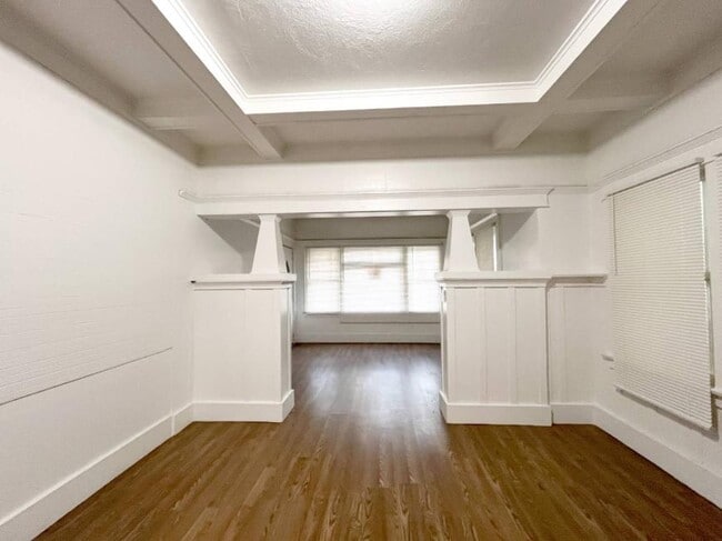 Photo - 2.0 bedroom in Los Angeles California 90037 Unit 460 1/2