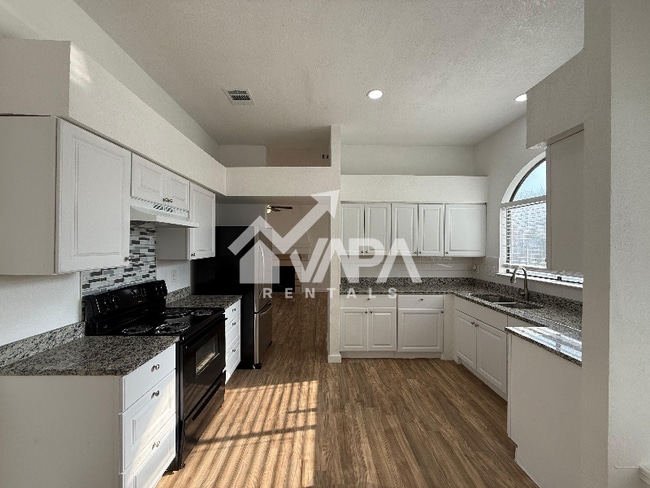 Photo - 4210 Sunrise Creek Dr