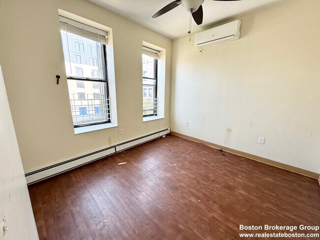 Photo - 13 Ruggles St Unit 4