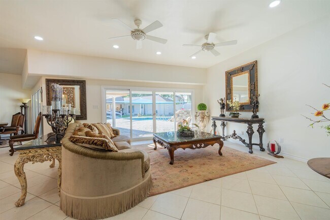 Photo - 2916 Edgefield Ct