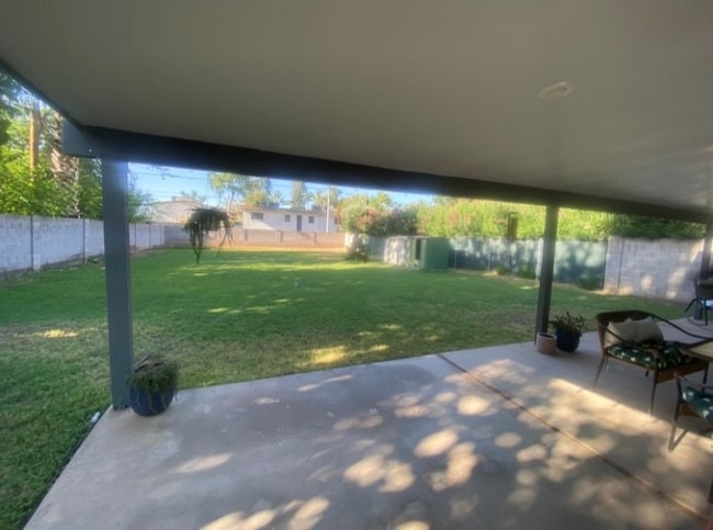 Photo - 617 W 3rd St