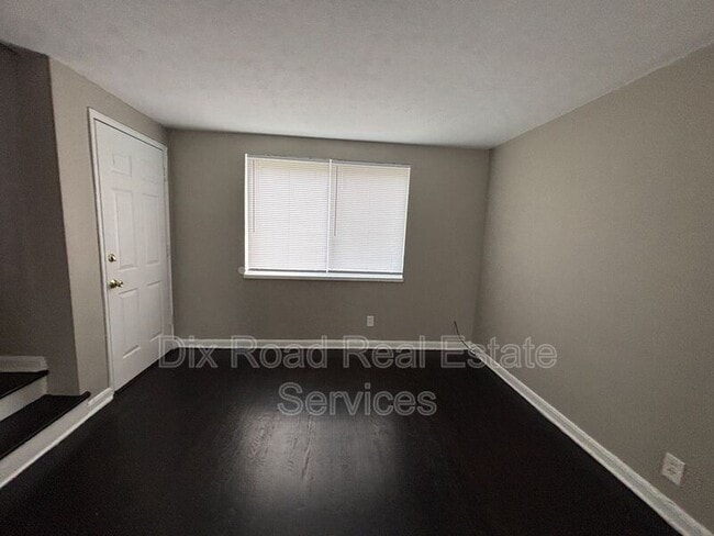 Photo - 1519 S Smithville Rd