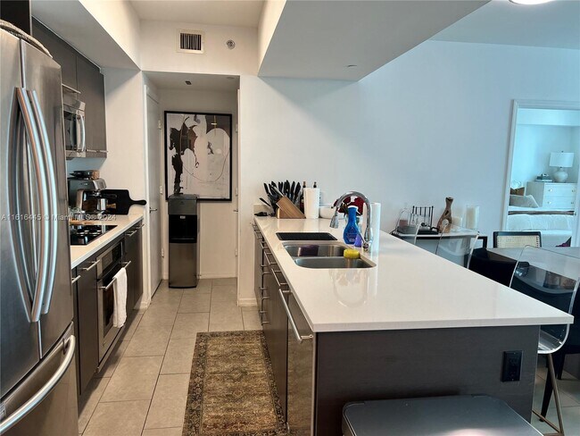 Photo - 55 SE 6th St Unit 2305