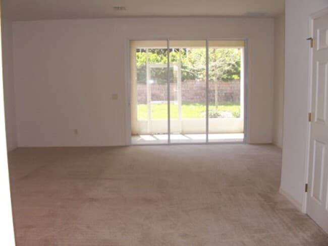 Photo - Brentwood Townhome with Social Membership