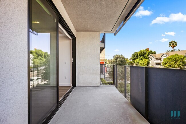 Photo - Palms Blue by Wiseman