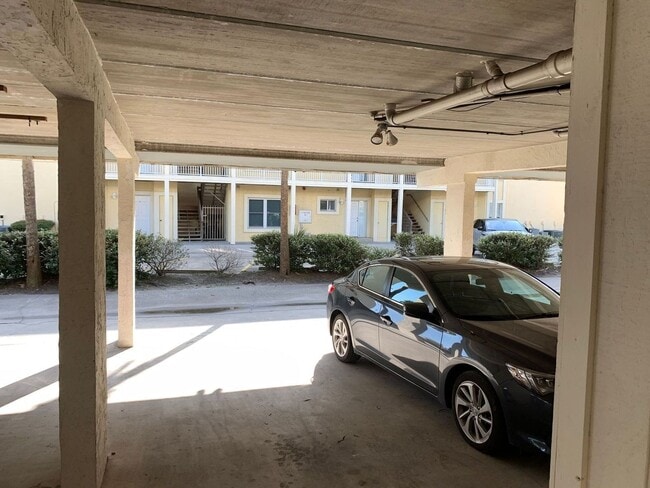 Photo - 2/2.5 Condo in Jacksonville Beach - 2 Minute Walk to the Beach! Storage Area, Covered Parking, Pe...