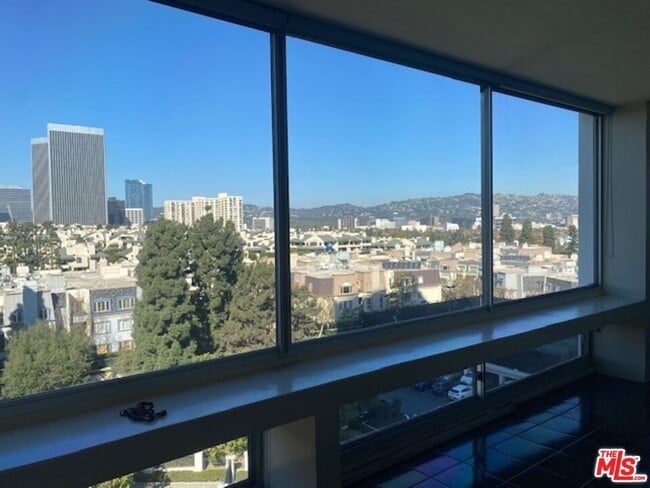 Photo - 2220 Ave of the Stars Unit 802