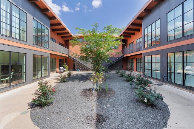 Photo - 400 E 30th St Condo Unit 206
