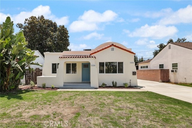 Photo - 11210 Oak St