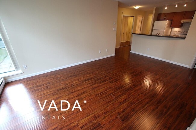 Photo - Buchanan East 1 BR APT Rental 306-4398 Buchanan St Burnaby: VADA Unité 306