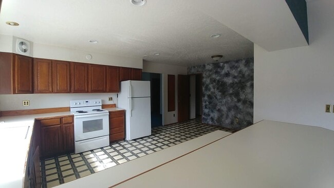 Photo - 510 SW State St Unit A