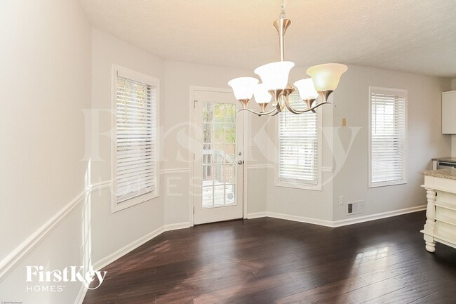 Photo - 73 Brandon Woods Cir