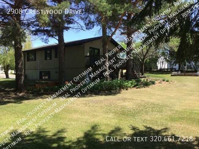 Photo - 2908 Crestwood Dr NE House