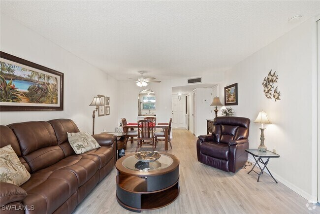 Building Photo - 400 Forest Lakes Blvd Unit 211 Rental