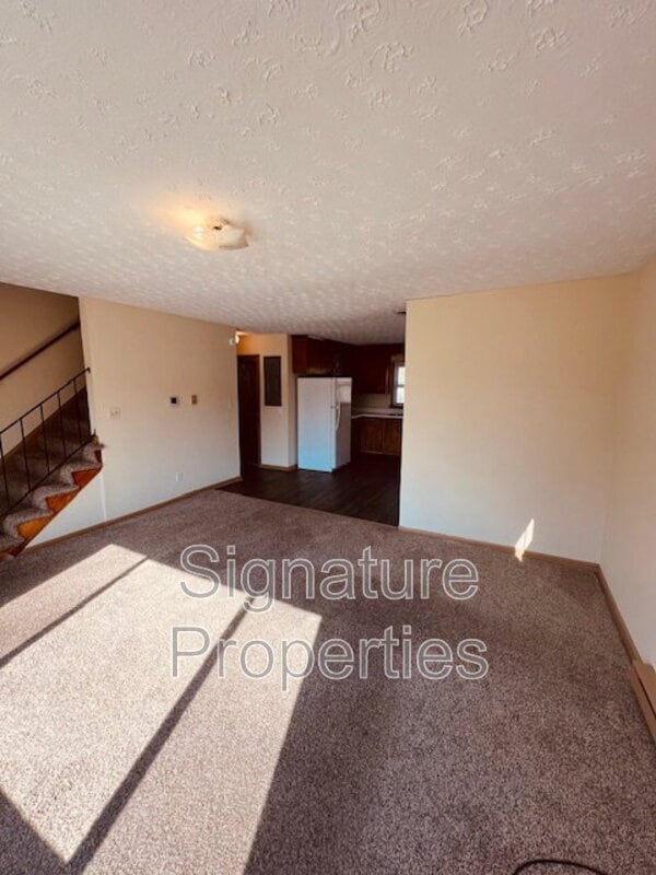 Photo - 2249 Dellrose Dr Unit B