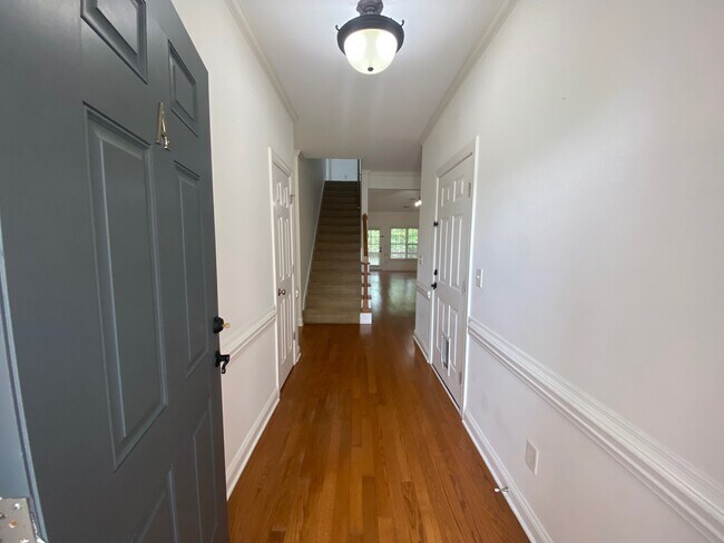 Photo - 1936 Cambria Dr