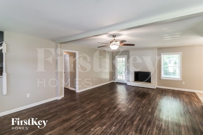 3943 Kimberly Dawn Cove