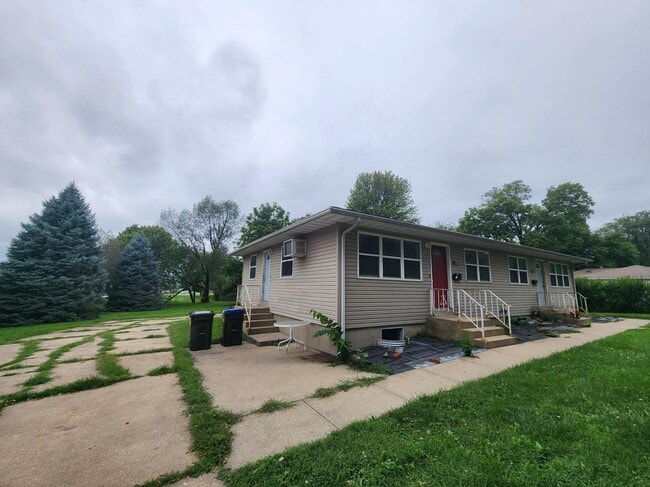 Photo - 1611 Crescent St