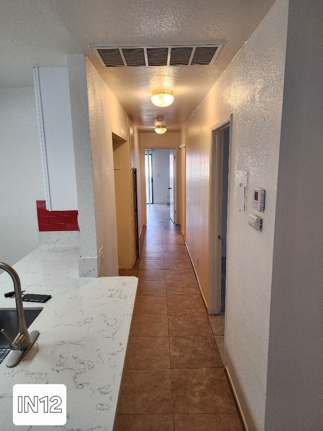 Photo - 82145 Valencia Ave