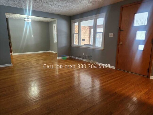 Photo - 1107 Field St NW