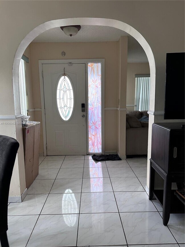 Photo - 16215 SW 139th Ct