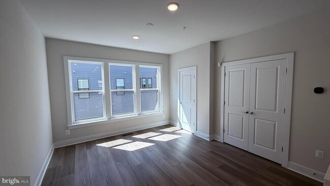 Building Photo - 12742 Verdant Wy