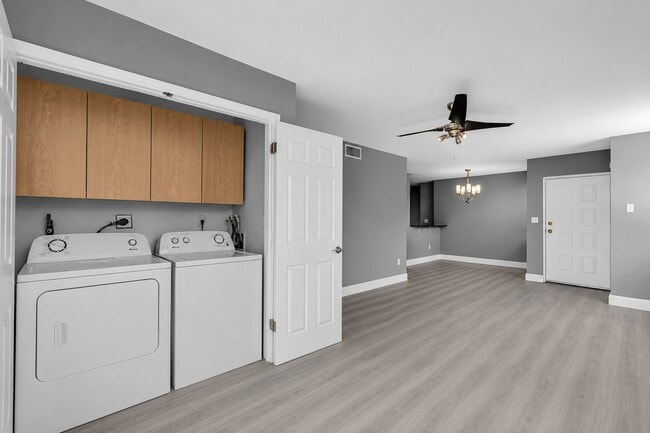 Photo - 2881 N Oakland Forest Dr