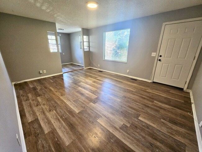 Photo - 3/1 on Spacious Corner Lot!