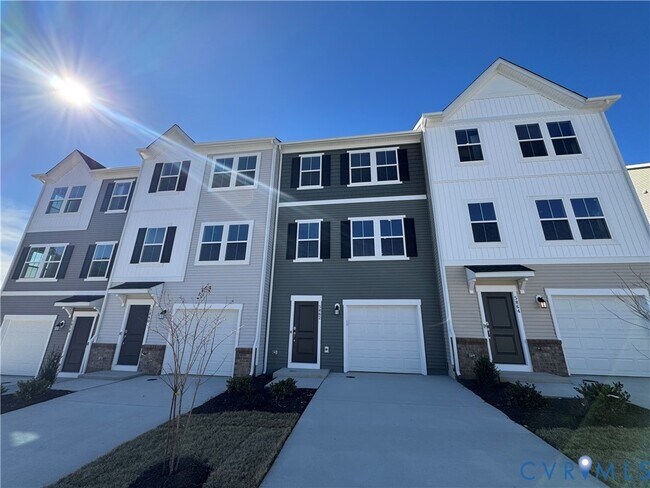 5886 Ginger Dr